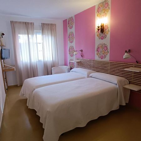 Hotel Rural Martin Banos De Montemayor Esterno foto